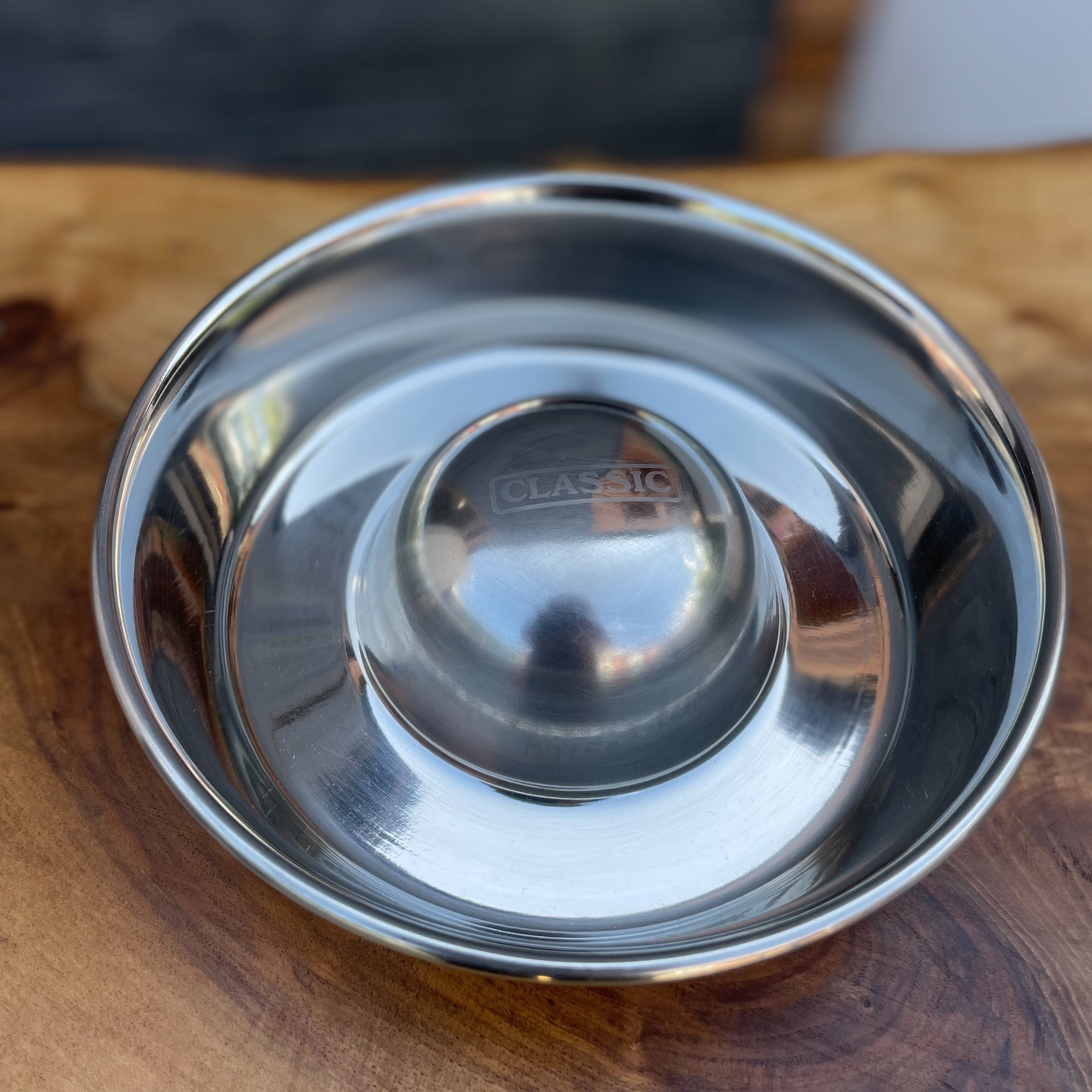 Why choose a raised dog bowl?  Albie's Boutique – albies-boutique